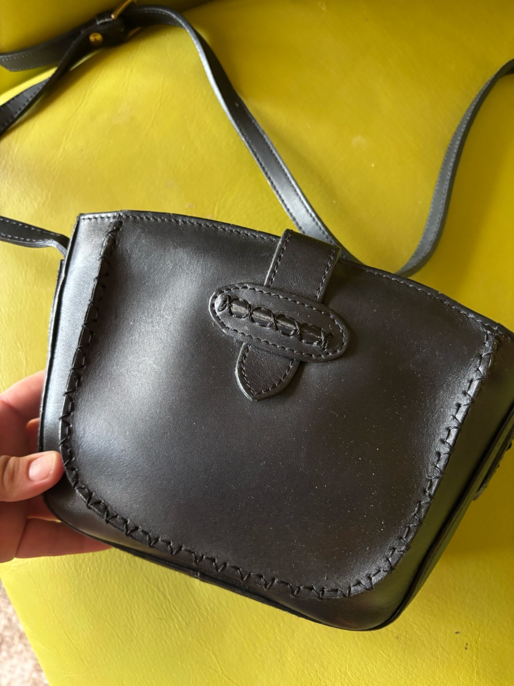 Vintage Liz Claiborne Black Genuine Leather Crossbody Purse Whipstitch